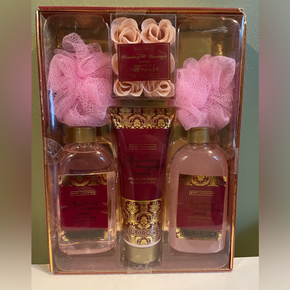 🎀Pink Bath & Body Gift Set
